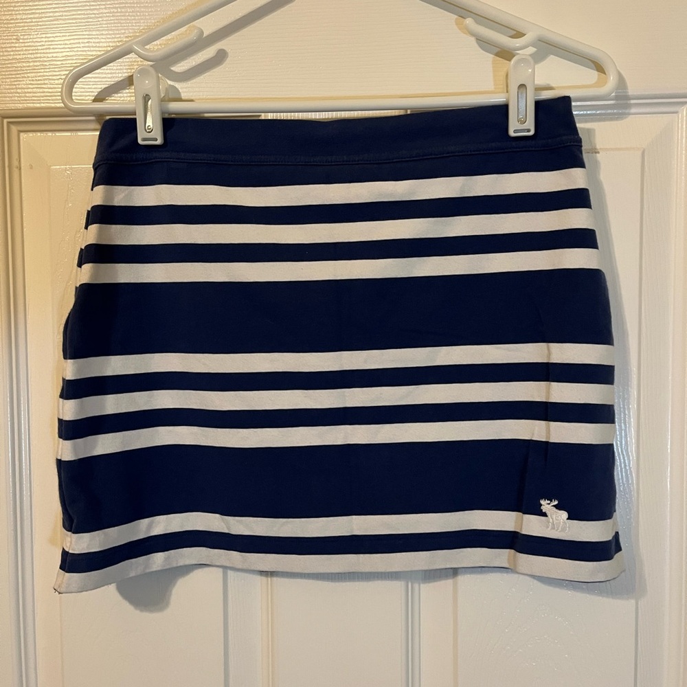 Abercrombie & Fitch Navy and Cream Striped Mini Skirt